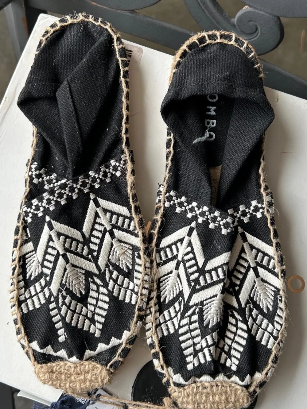 NWT Piombo Black Size 5.5 Black and White Espadrille
